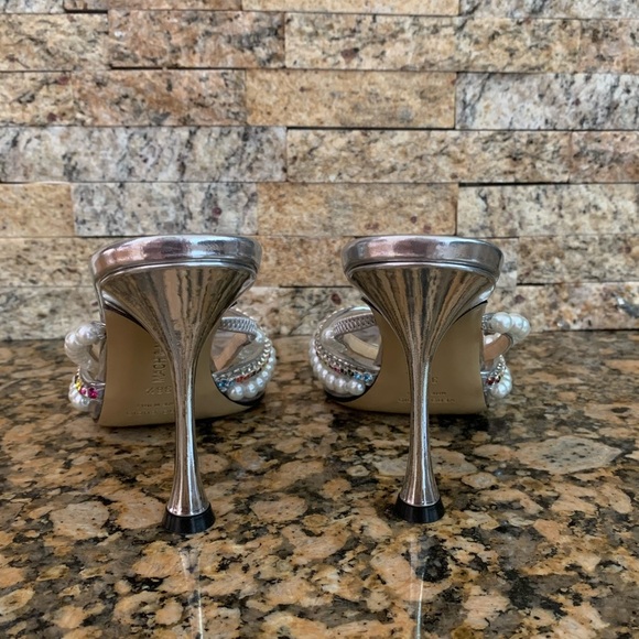 Mach & Mach Diamond of Elizabeth Imitation Pearl Pointed Toe Mule - Picture 6 of 12